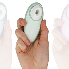 WOMANIZER - LIBERTY 2 CLITORAL STIMULATOR &amp; SUCKER LIGHT GREEN