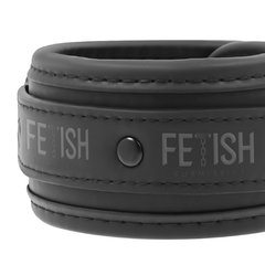 FETISH SUBMISSIVE - VEGAN LEATHER COLLAR AND HANDCUFFS WITH NOPRENE LINING